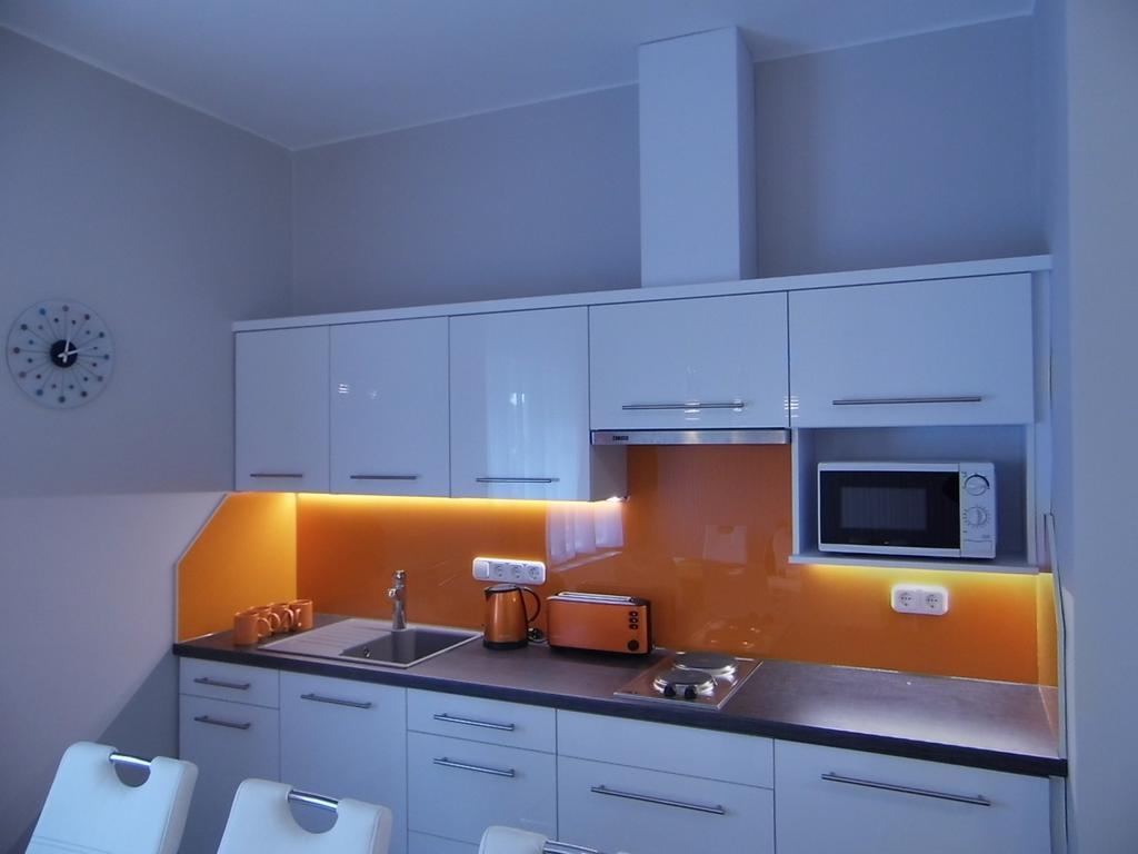 Alfa Apartman Sarvar Room photo